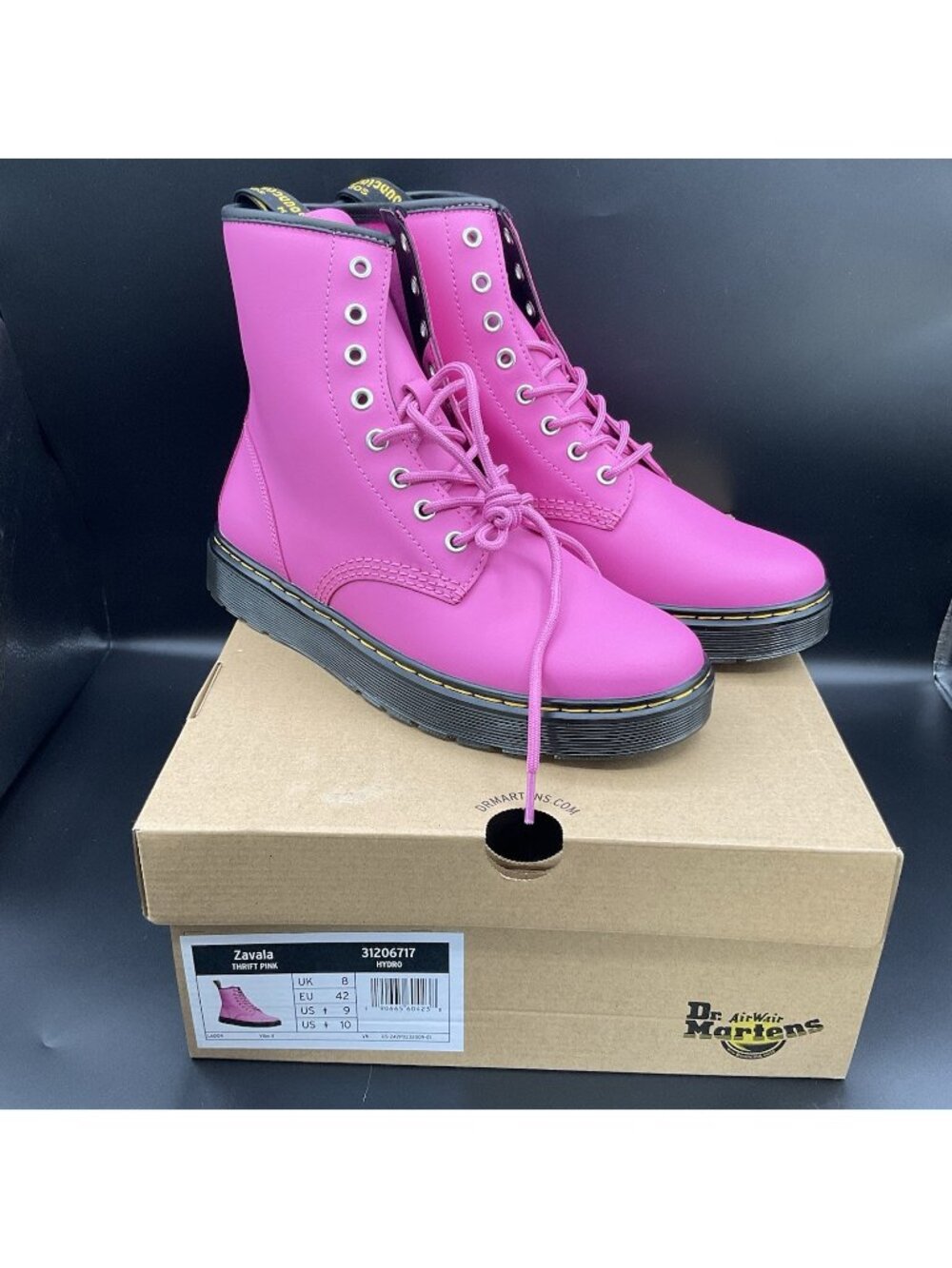 Dr. Martens Zavala Hydro Boots EU 42 new in box Men's US 9 / Women's US 10